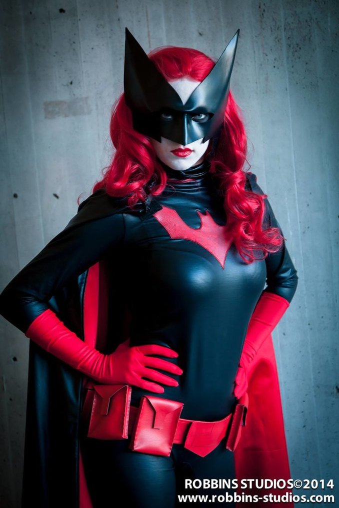 batwoman cosplay koneko